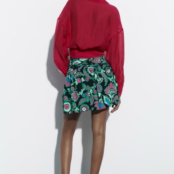 🦋 Bloggers Favorite 🦋 NWT Zara Floral Print Linen Blend Mini Skirt - Picture 5 of 12